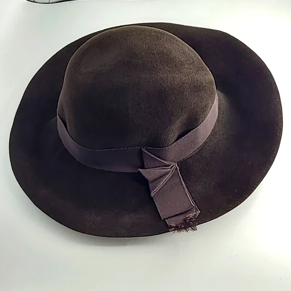 Tracy Watts New York Wool Hat Tracy Watts | Accessories | Tracy Watts New York Wool Hat  main image 2